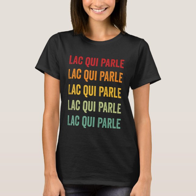 Camiseta Lac qui Parle County Minnesota Rainbow Text Design (Frente)