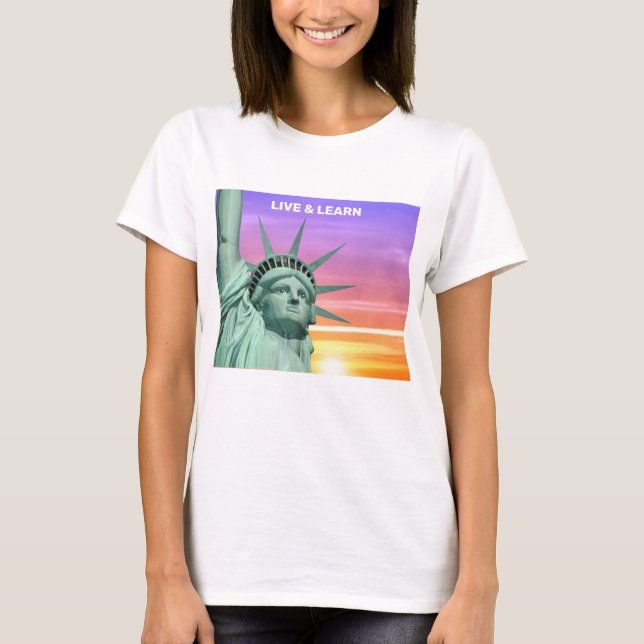 Camiseta Lady Liberty e Nascer do Sol (Frente)