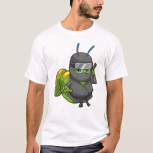 Camiseta Lagarta como Ninja com Espada