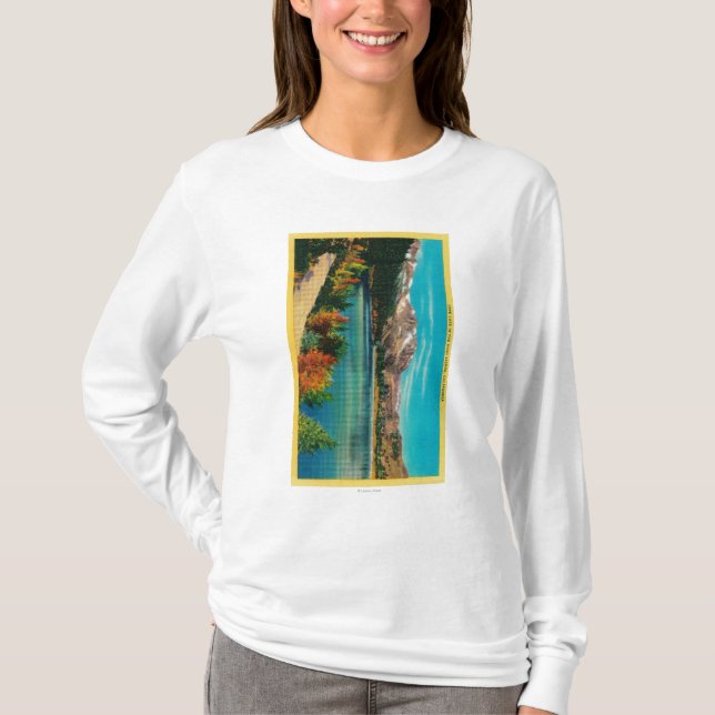 Camiseta Lago no condado alto de SierraMono, CA june (Frente)