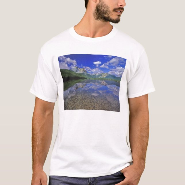 Camiseta Lago Stanley nas montanhas Sawtooth de Idaho (Frente)