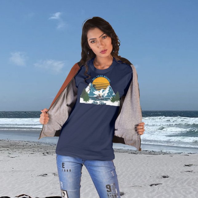 Camiseta Lago Tahoe: Ronda do Ano de Esqui, Esqui de Neve e (Criador carregado)