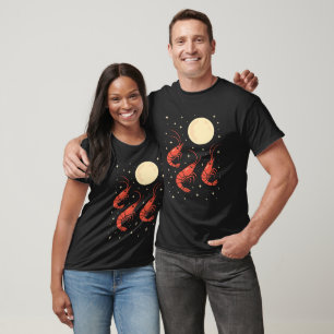 Camiseta Lagosta Engraçada Uivando para a Lua Amantes de Ca
