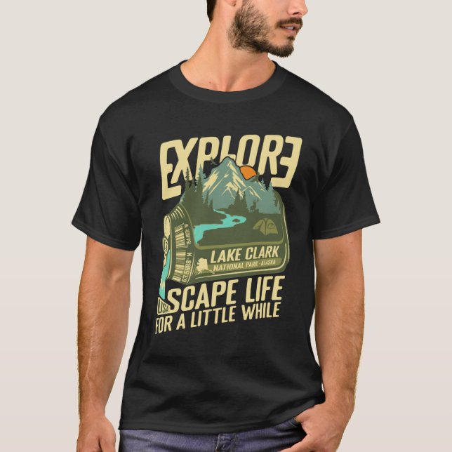 Camiseta Lake National Park Alaska Live Love Camp Retro In  (Frente)