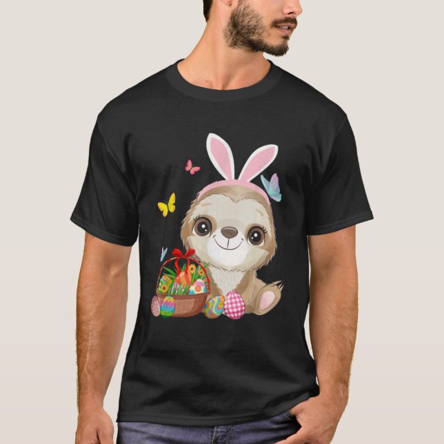 Camiseta Lama Coelhinha Páscoa De Ovos Caçando Coelho Sloth (Frente)