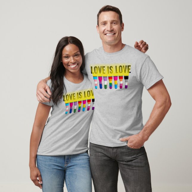 Camiseta Lâmpadas do Orgulho do Arco-Íris Iluminam Uma Luz: (Unissex)