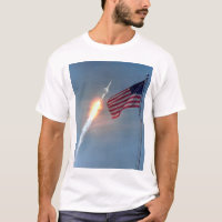 Lançamento de Apollo 11, com bandeira, NASA