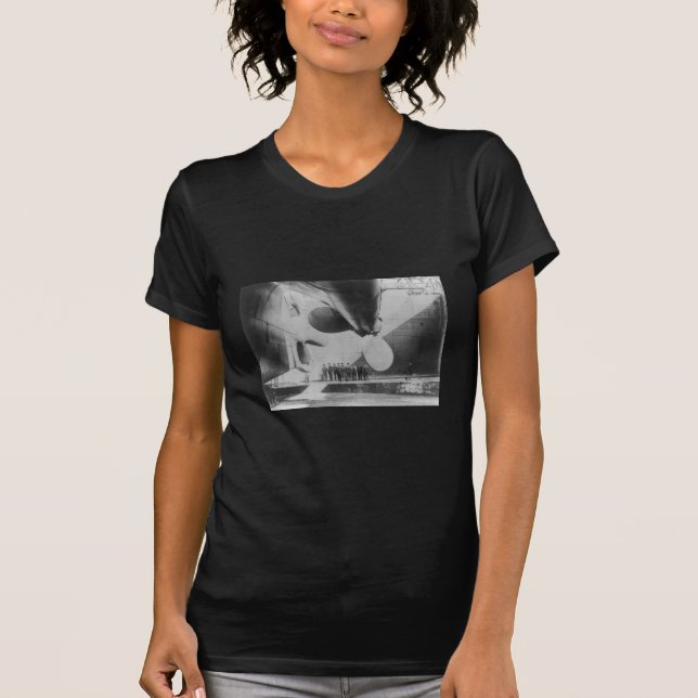 Camiseta Lançamento do titânico (Frente)