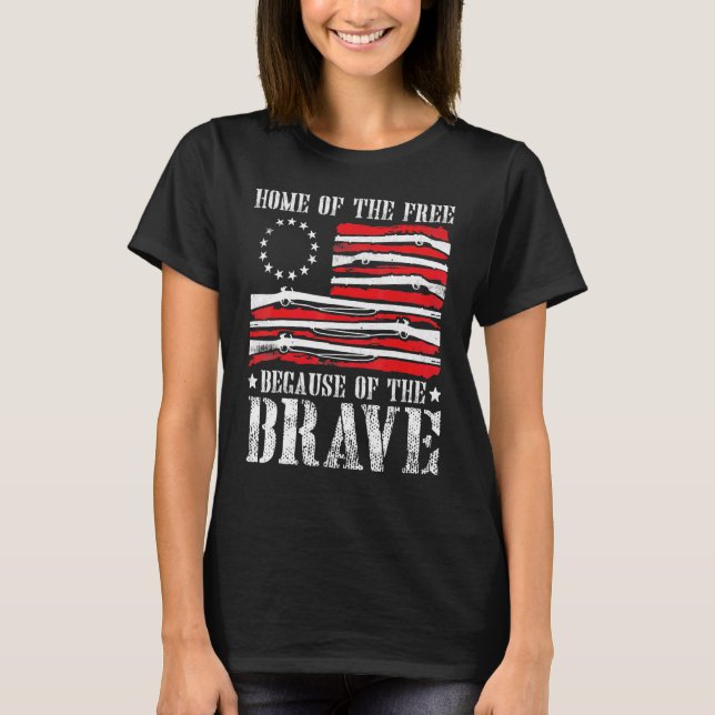 Camiseta Lar Dos Gratuitos Por Causa Da Corajosa Betsy Ross (Frente)
