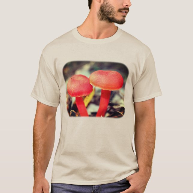 Camiseta Laranja Natureza do Par de Cogumelo Selvagem (Frente)