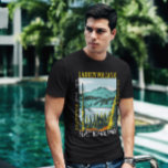 Camiseta Lassen Volcanic National Park Vintage se aflita<br><div class="desc">Lassen trabalho de arte de vetor vulcânico. O parque é rico em áreas hidrotermais como Bumpass Hell,  com seus acres de potes de lama borbulhante.</div>