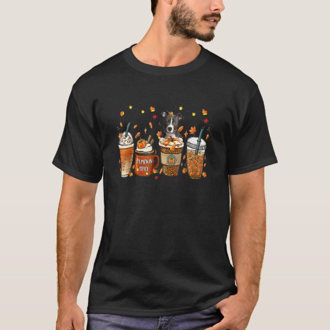 Camiseta Latte Gelado de Café de Abóbora com Tempero de Out (Frente)