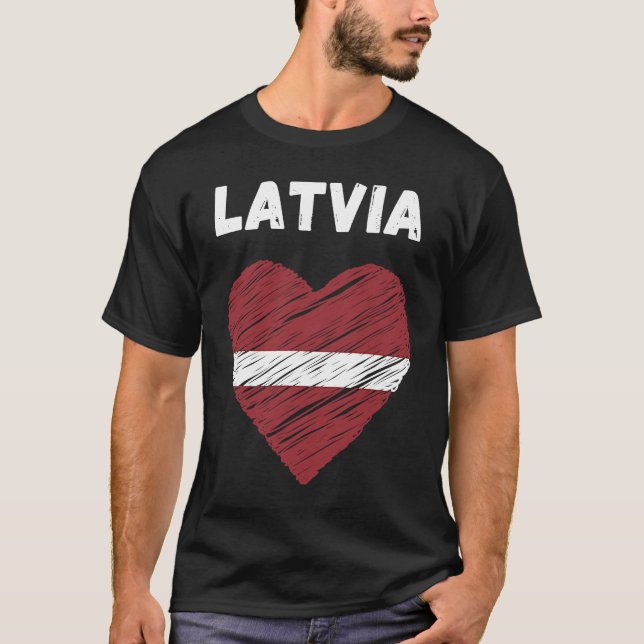 Camiseta Latvia Flag Holiday Latvia Heart Latvian Flag (Frente)