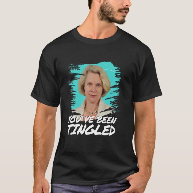 Camiseta Laura Tingle Não brinque com a dobradiça (Frente)
