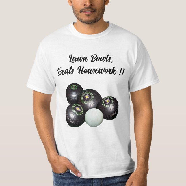 Camiseta Lawn Bowls Bebe Engraçada Com O Trabalho Doméstico (Frente)