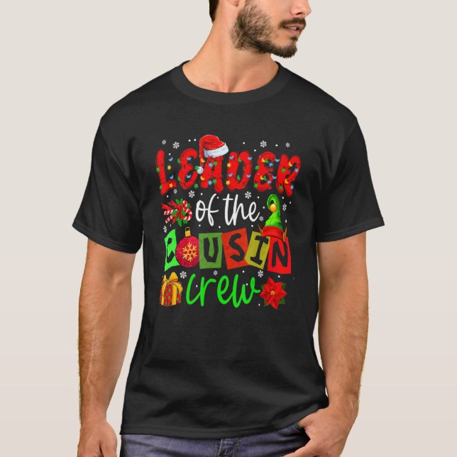 Camiseta Leader Of The Cousin Crew Christmas Lights Santa E (Frente)