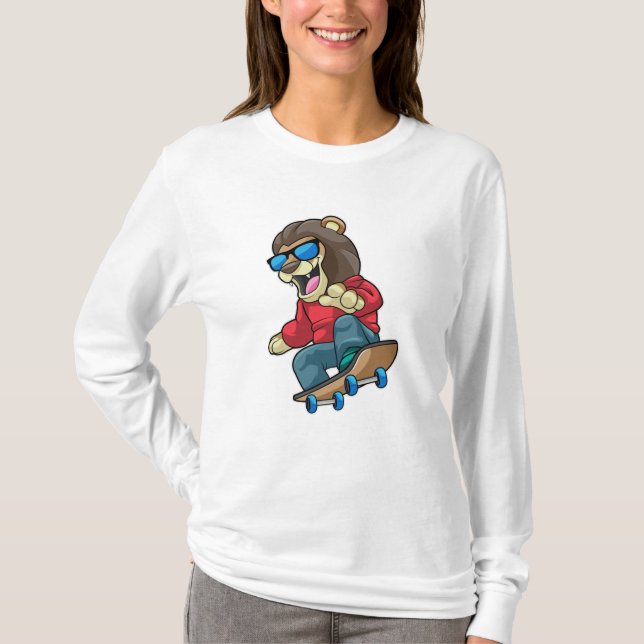 Camiseta Leão como Patinador com skate (Frente)