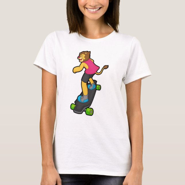Camiseta Leão como skateboarder com skateboard (Frente)