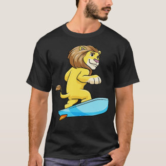 Camiseta Leão como Surfer com Surfboard 2