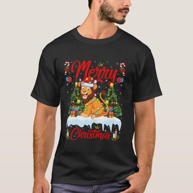 Camiseta Leão Feliz Papais noeis De Iluminação De Árvore De (Frente)