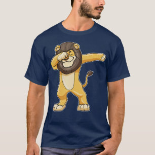 Camiseta Leão no laboratório Dance Dance Dab