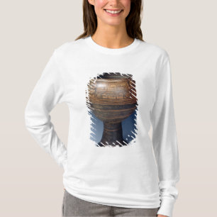 Camiseta Lebes decorou com um teste padrão geométrico