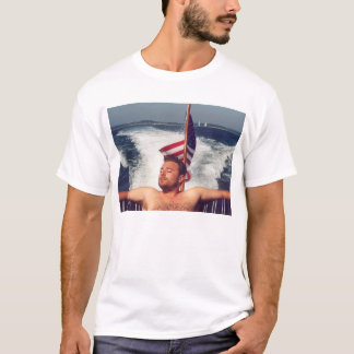 Camiseta Lebo no barco
