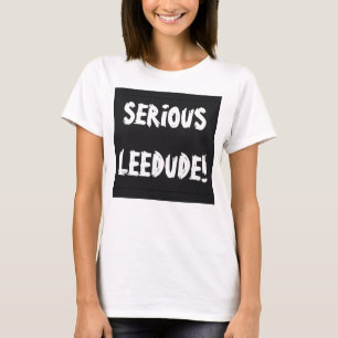 Camiseta Leecara sério! por Designs Cussdum