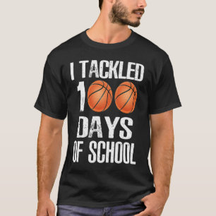 Camiseta Legal 100 dias de escola e ainda a amando Corações