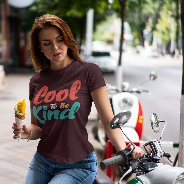 Camiseta Legal De Ser gentil (Criador carregado)