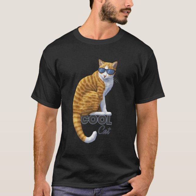 Camiseta Legal Laranja Tabby Cat Vestindo óculos de sol (Frente)