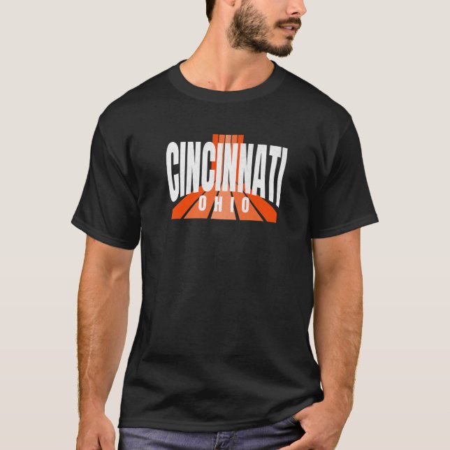 Camiseta Legal Retro Cincinnati LaranjaPreto Cincinnati OH  (Frente)