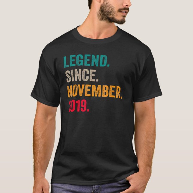 Camiseta Legenda De 3 Anos Desde Novembro De 2019 Terceiro  (Frente)