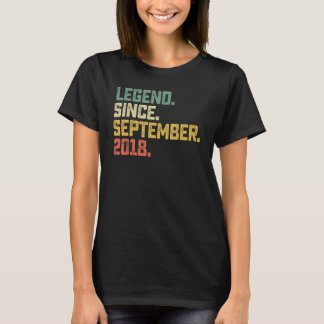 Camiseta Legenda de 4 anos desde setembro de 2018 Quarto Na