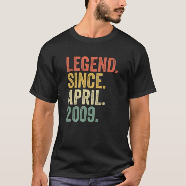 Camiseta Legenda De nascer De Abril De 2009 Desde Abril De  (Frente)