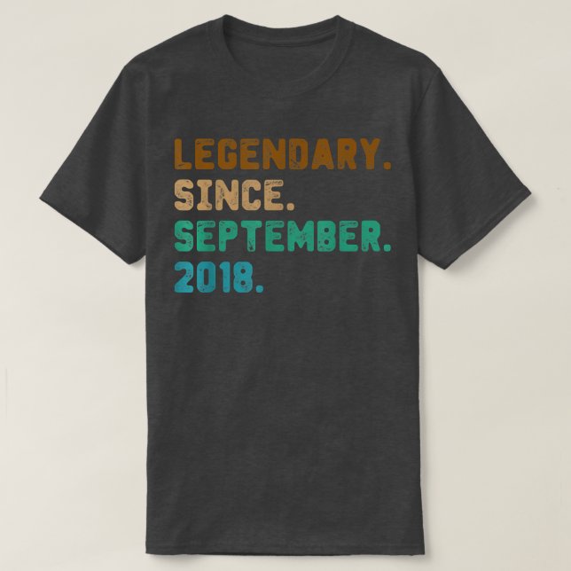 Camiseta Legenda De Presente De 4 Anos Desde Setembro De 20 (Frente do Design)