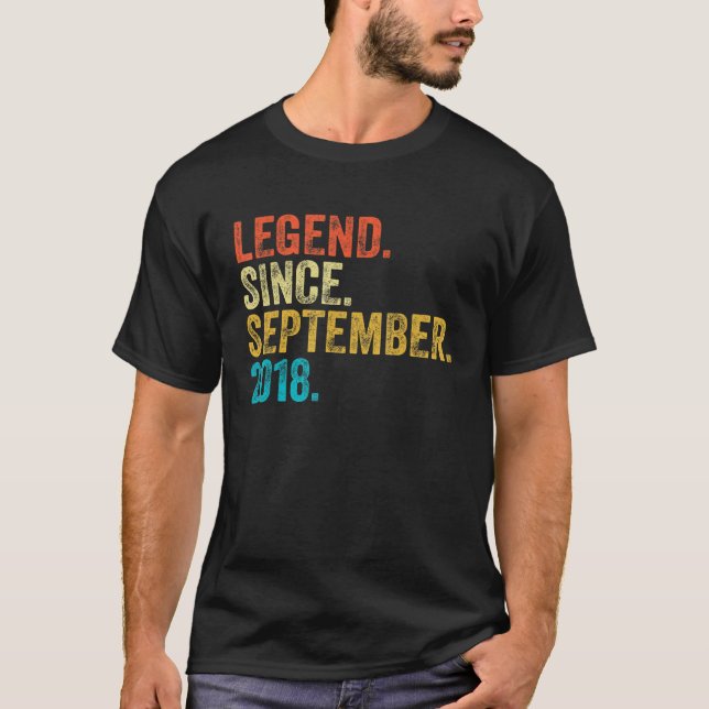 Camiseta Legenda de presente de 4 anos desde setembro de 20 (Frente)