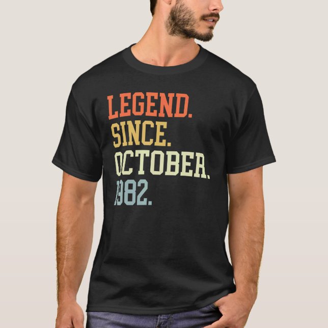 Camiseta Legenda Para Homens Desde Outubro De 1982 Outubro  (Frente)