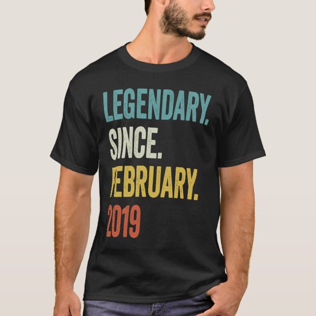 Camiseta Legendário desde fevereiro de 2019 4º Nascimento (Frente)
