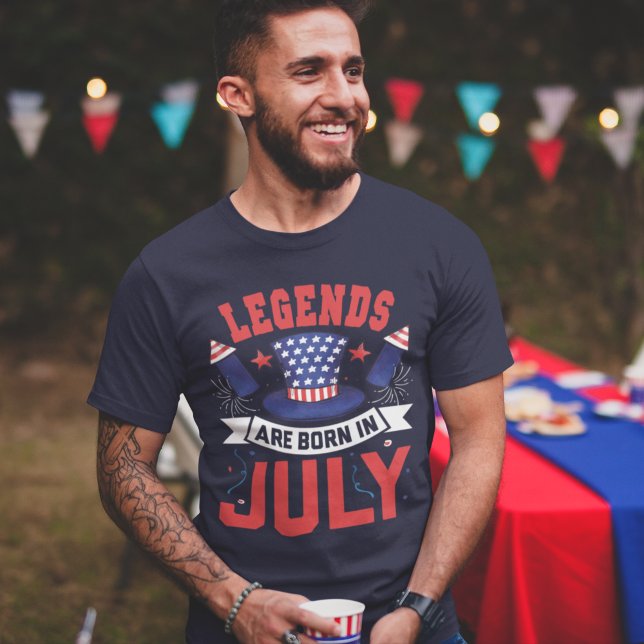 Camiseta Legends are Born in 4th July - Fun 4th July  (Criador carregado)