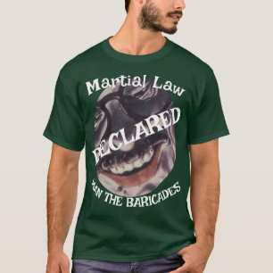 Camiseta Lei Marcial Declarada por Trump Nazistas Republica