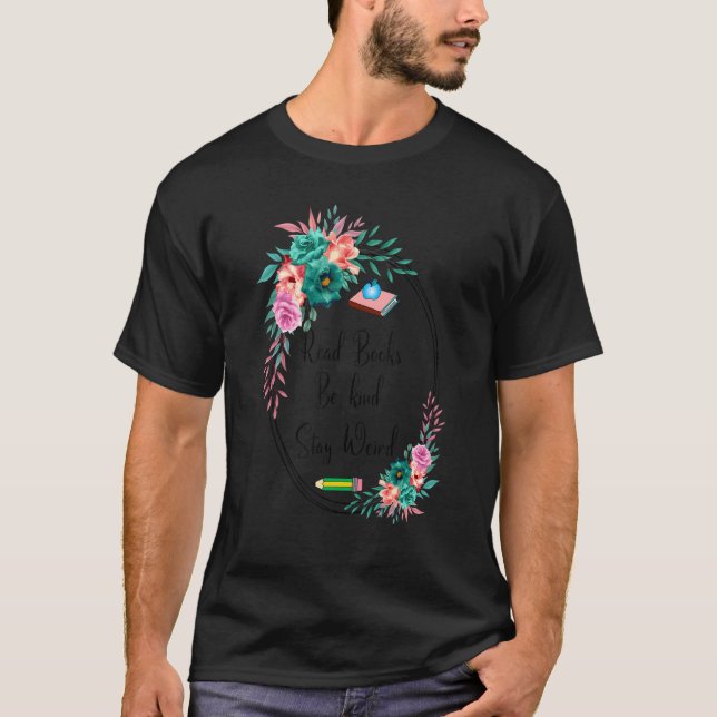 Camiseta Leia os livros e fique estranho no livro 3 (Frente)