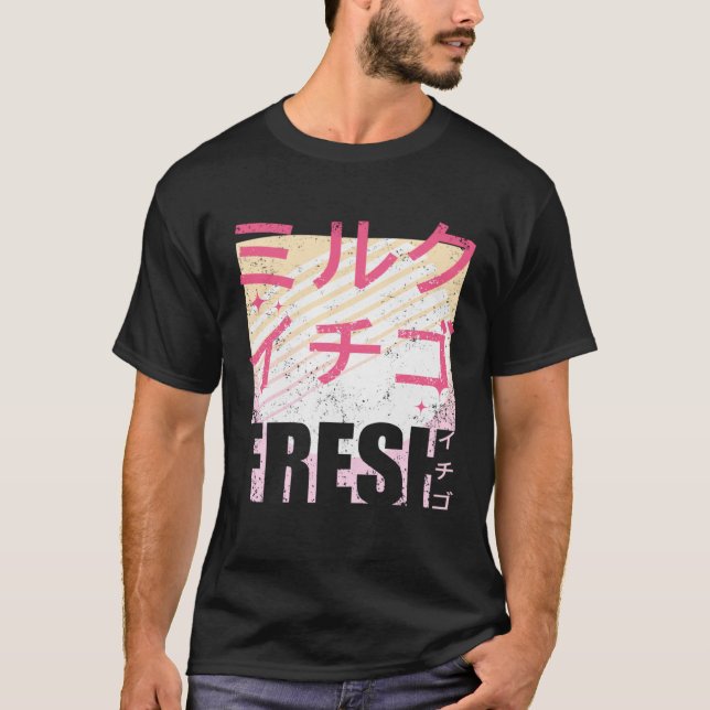 Camiseta Leite de Morango Fresco Texto Japonês Retro Vint 9 (Frente)