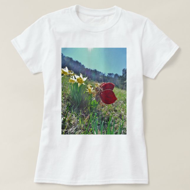 Camiseta Leite e flores amarelas (Frente do Design)