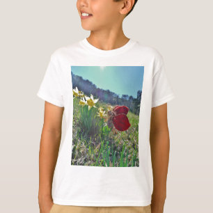 Camiseta Leite e flores amarelas