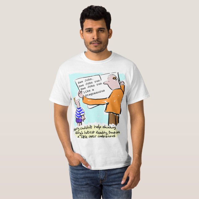 Camiseta Leitura de Livro da Criança - Um Tanque Muito Ambi (Frente Completa)
