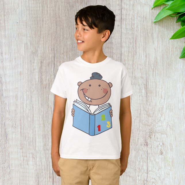 Camiseta Leitura Infantil De Um Livro De Matemática (Criador carregado)