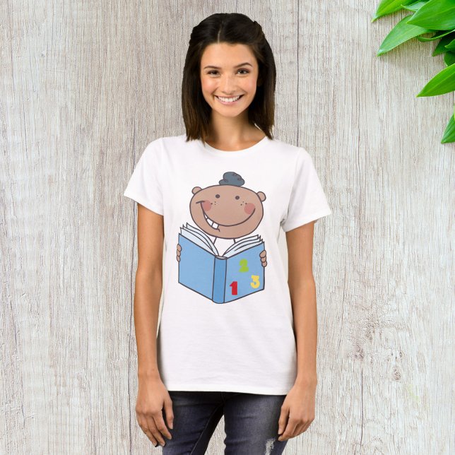 Camiseta Leitura Infantil De Um Livro De Matemática (Criador carregado)