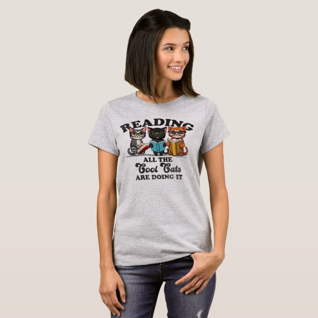 CAMISETA LEITURA: TODOS OS GATOS LEGAL ESTÃO FAZENDO ISSO (Frente Completa)