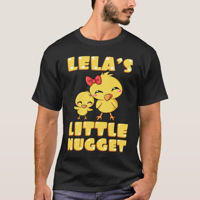 Camiseta Lela's Little Nugget Chicken Lover Grandma Mother' (Frente)